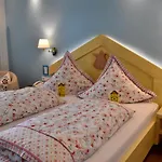 Otel Gastinger Hotel-restaurant Schmiedefeld am Rennsteig