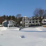 Otel Gastinger Hotel-restaurant